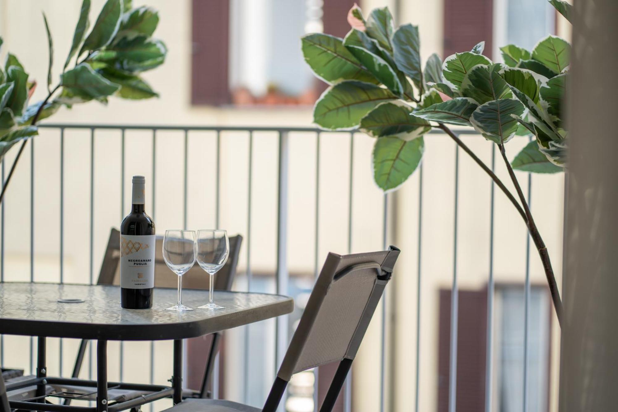 Residenza Labicana Luxury Apartment- In The Heart Of Рим Екстер'єр фото